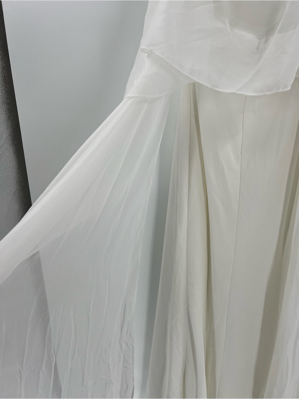 NWT Azazie Caity Dress Diamond White Size 14 | Wedding Formal Chiffon Gown - Picture 10 of 16